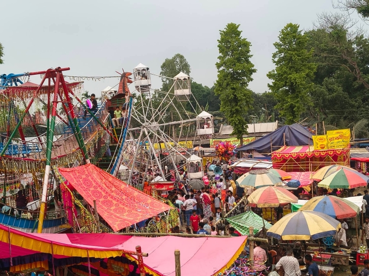 ঐতিহ্যের টানে মুখরিত গাংনগর মেলা
